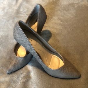 Style and Co snakeskin pumps- 7.5